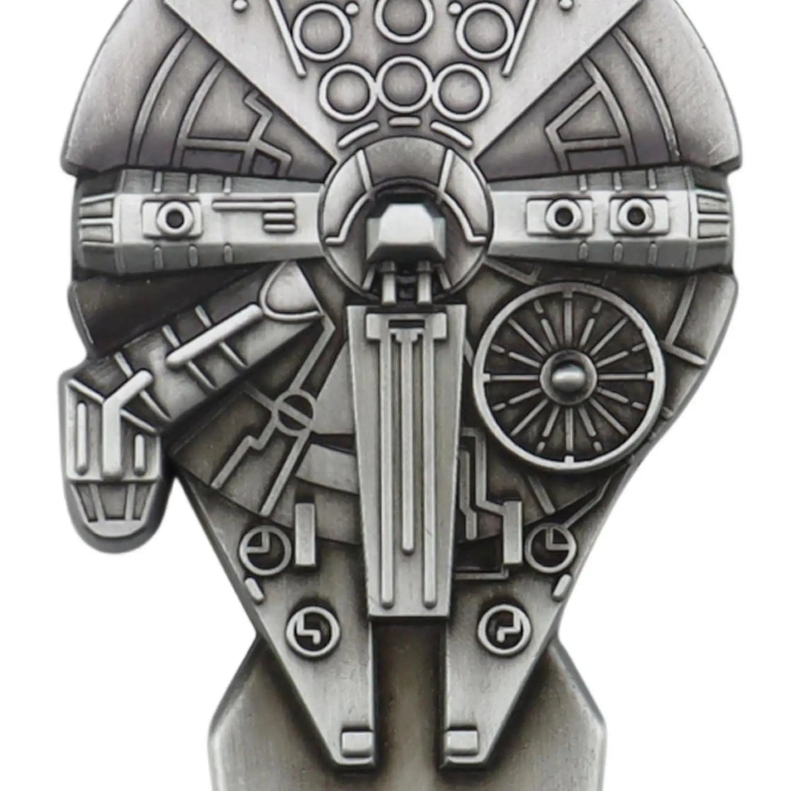 Golf divot tool head close-up showing fork prongs