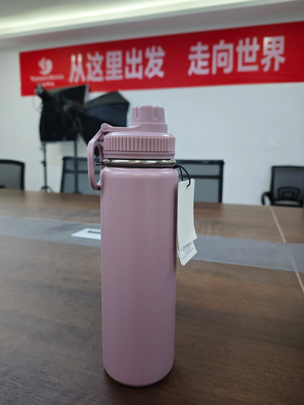 710ml Titanium Insulated Sports Bottle – Leakproof & Portable - Adistore