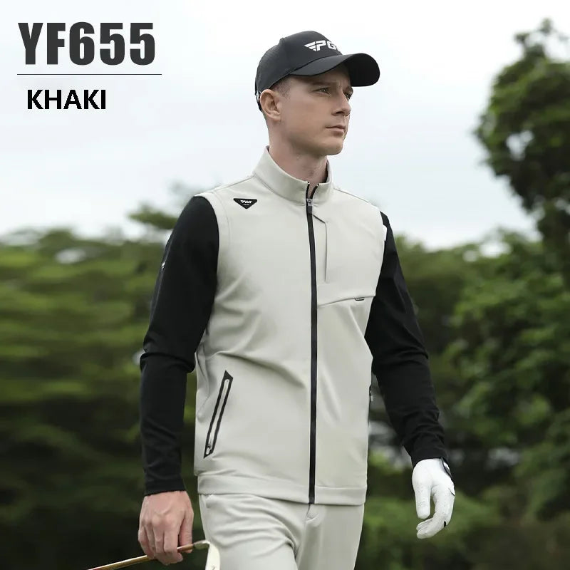 golf gilet UK - Man wearing a khaki vest and black cap with a blurred green background