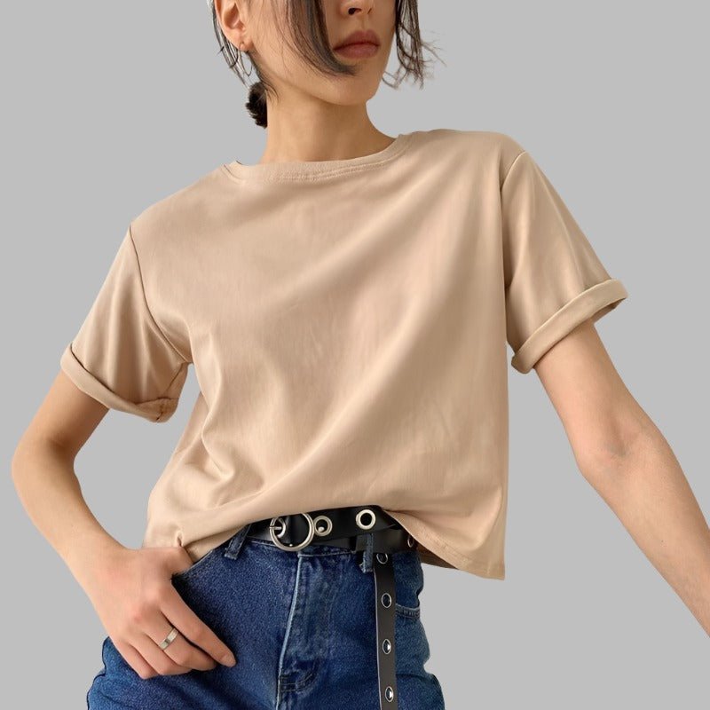 Hirsionsan Women’s Cotton Oversized T-Shirt - Loose Short Sleeve Tees, Soft and Comfortable, Casual Style, Perfect for Everyday Wear.